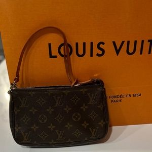 Louis Vuitton Pochette